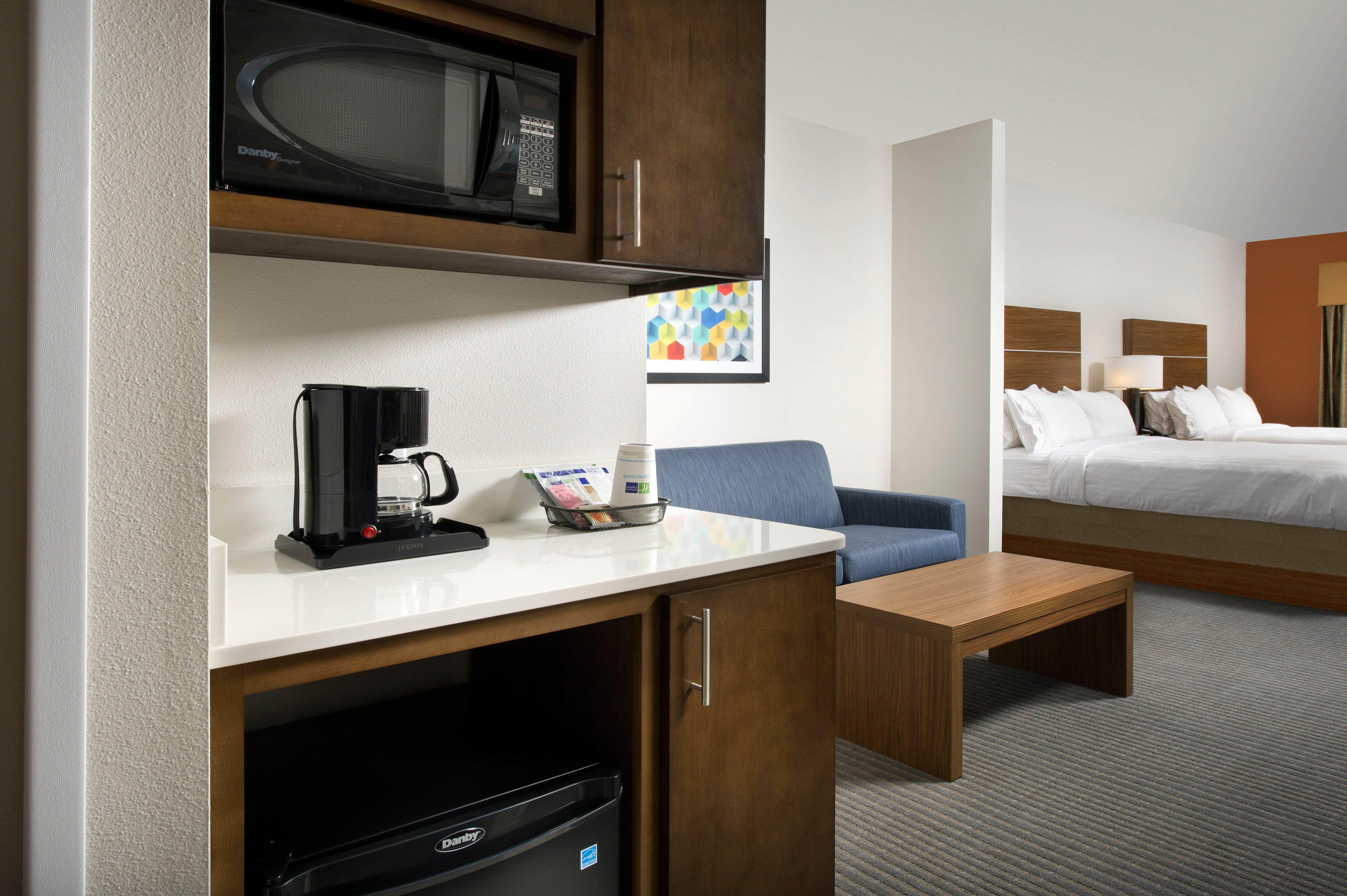 Holiday Inn Express & Suites Bay City By Ihg Екстер'єр фото